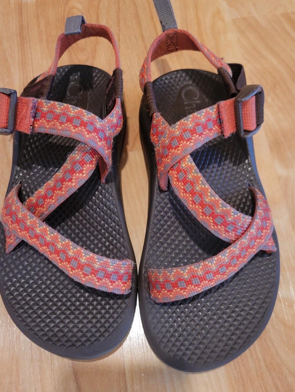 Chaco Big Kids Unisex Z1 Ecotread Sandals Hiking Waterproof Size 1 Orange